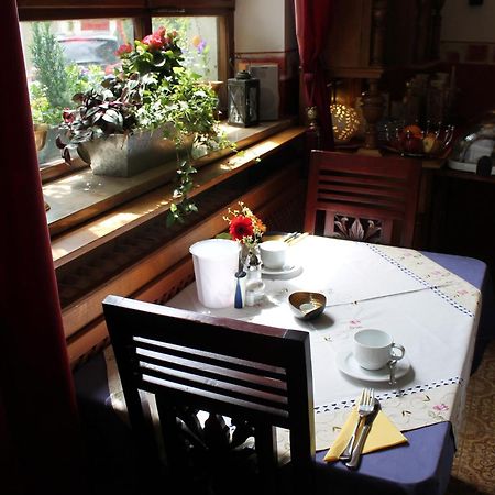Kreuzerhof Hotel Garni Ротенбург об дер Таубер Екстериор снимка