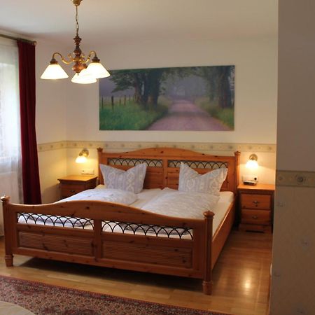 Kreuzerhof Hotel Garni Ротенбург об дер Таубер Екстериор снимка
