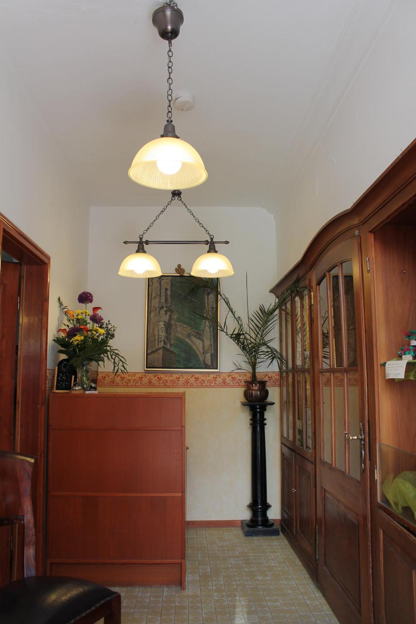 Kreuzerhof Hotel Garni Ротенбург об дер Таубер Екстериор снимка